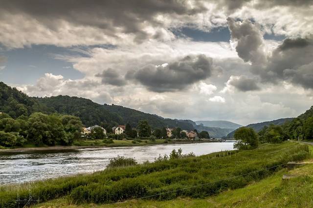 Bad Schandau Elbe Nature